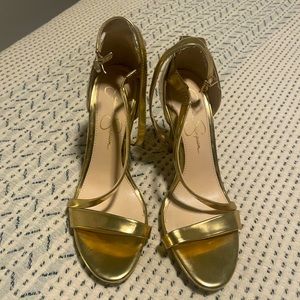 Gold Jessica Simpson strapped heels size 8!